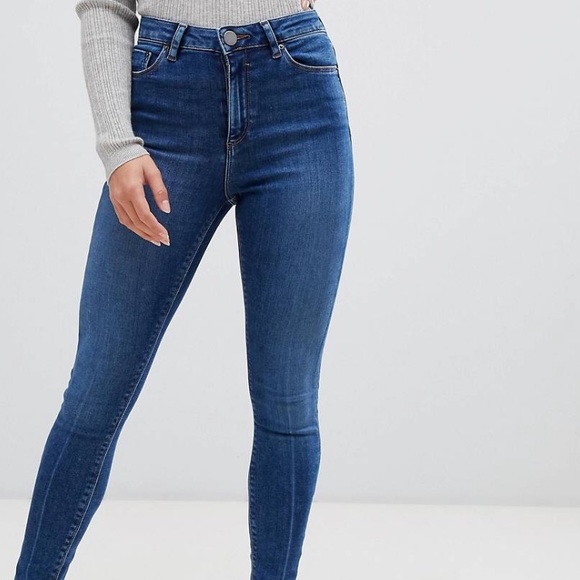 Jeans - Picture 6 of 6